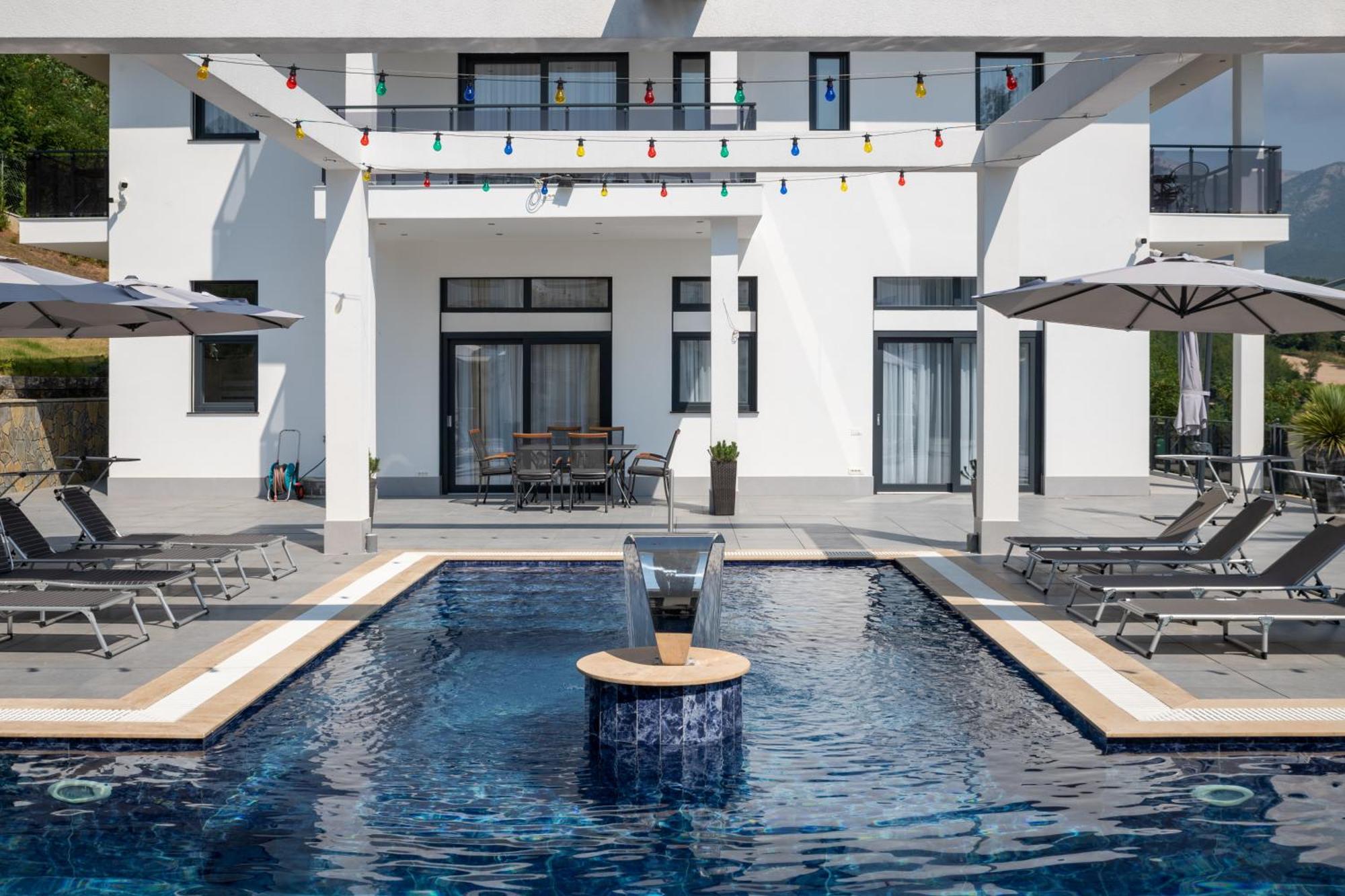 White House Radac Peja Bed & Breakfast Exterior photo